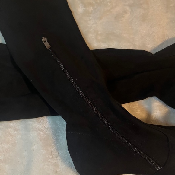 Women’s Stretch Faux Suede Over The Knee Black Boots With Zipper Sz 7.5 - Picture 3 of 6